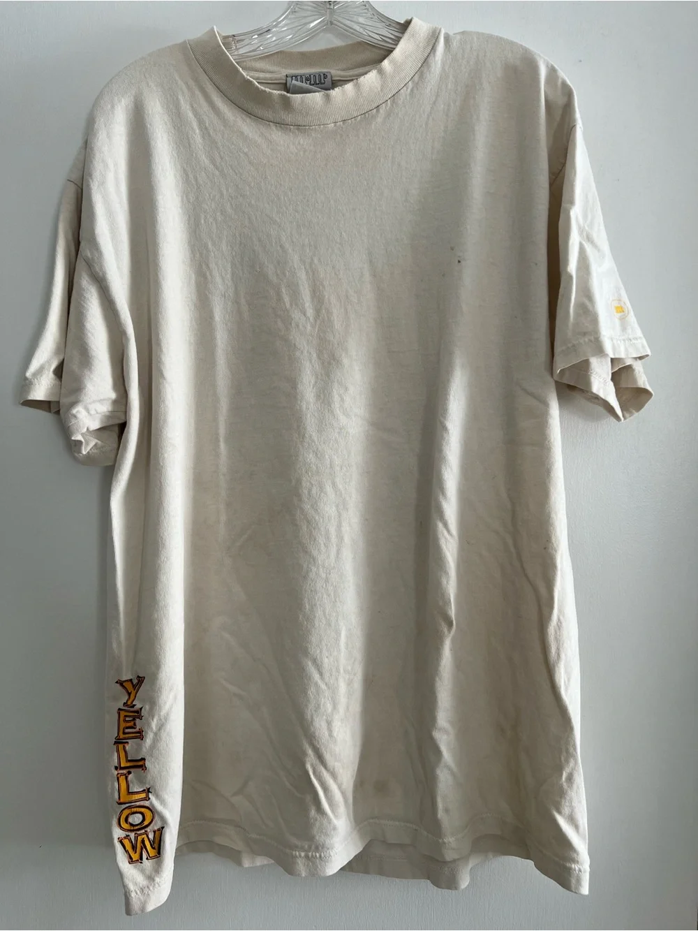 90’s Men's M&M Cream Short-Sleeve Graphic T-Shirt